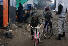 Disappearing Calais refugee children absent from French, UK missing lists